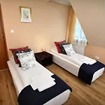Farma B&b, Suntago & Deepspot