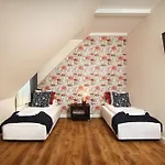 Farma B&b, Suntago & Deepspot Many