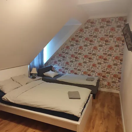 Bed & Breakfast Dwor Many, Suntago & Deepspot 3*