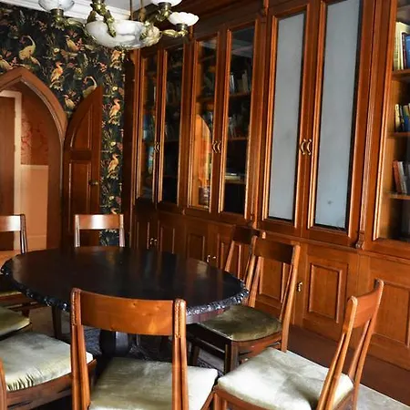 Bed & Breakfast Dwor Many, Noclegi Suntago & Deepspot Many